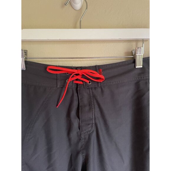 Columbia Omni-Shield Gray Board Shorts W32 x 11 Inseam Orange Logo - Picture 3 of 6